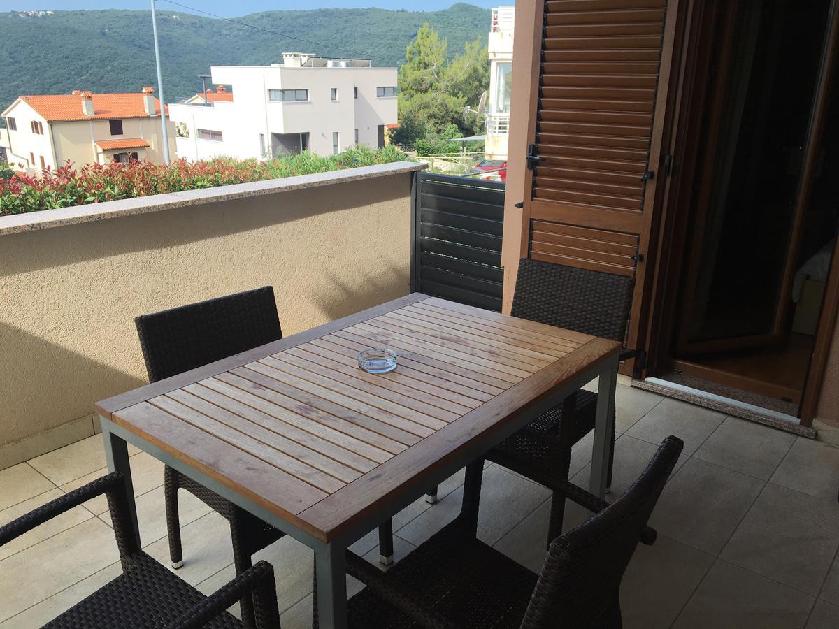 Apartments Braje Rabac Exterior photo